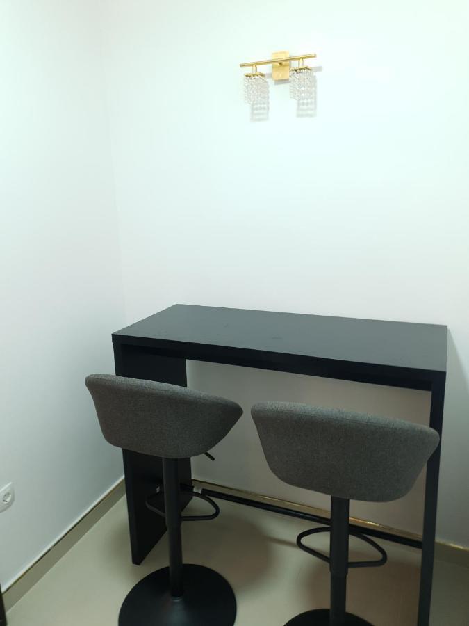 Clive Apartments โกตอร์ ภายนอก รูปภาพ